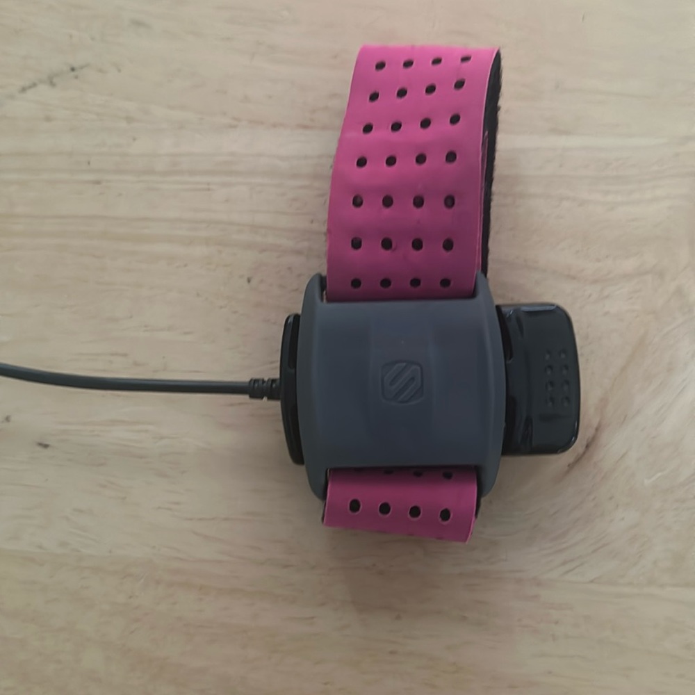 Scosche Bluetooth heart rate monitor